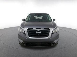 Used 2025 Nissan Pathfinder SV FWD video 2