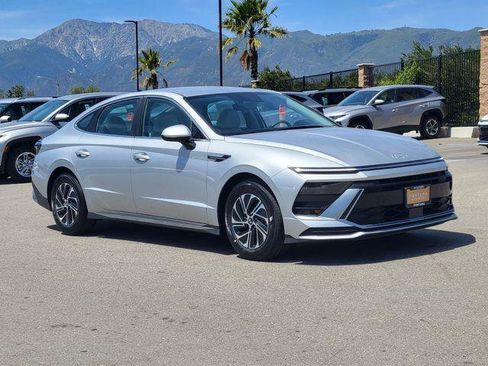 New 2026 Hyundai Sonata Blue FWD image 30