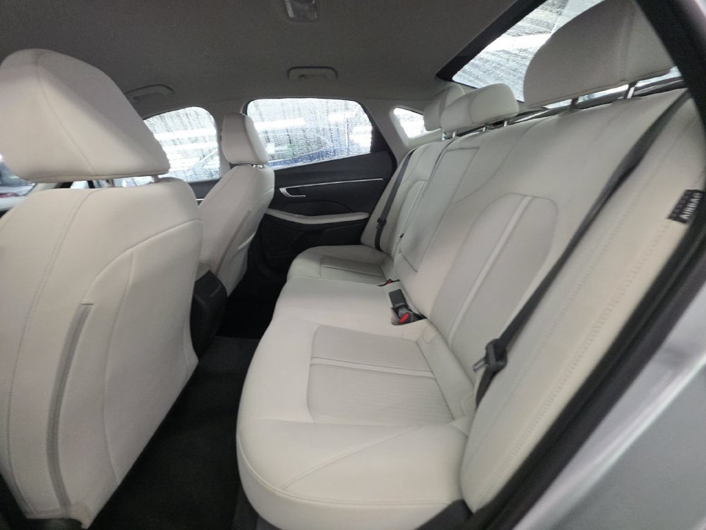 Used 2025 Hyundai Sonata SEL FWD image 6