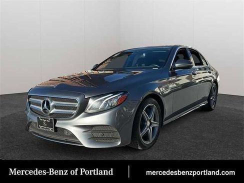 Used 2017 Mercedes-Benz E 300 4MATIC image 1