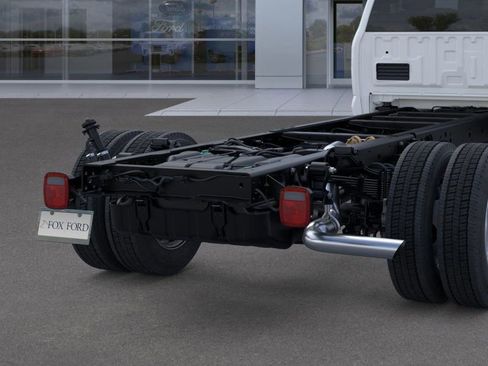 New 2026 Ford F550 2WD Regular Cab Super Duty image 21