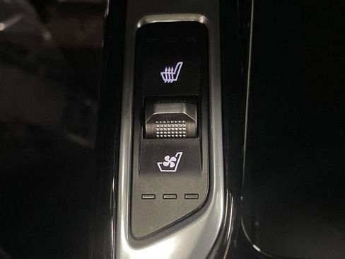 Used 2023 Kia Sorento SX image 8