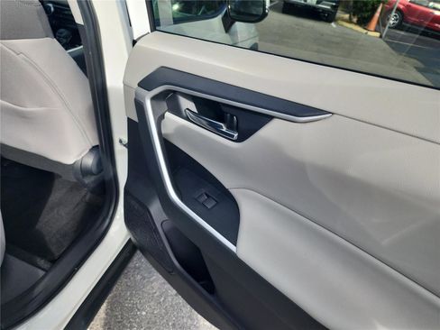 Used 2021 Toyota RAV4 XLE image 24