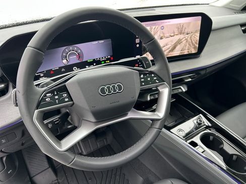 New 2026 Audi Q3 quattro 2.0T image 12