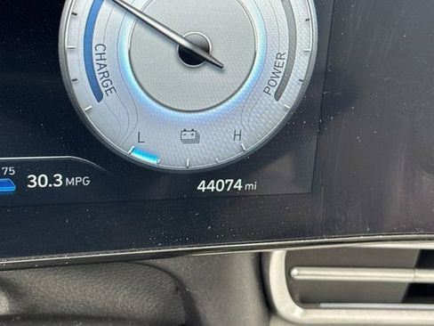 Used 2023 Hyundai Elantra Limited FWD image 26