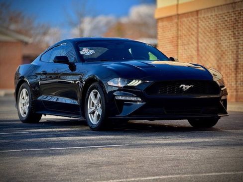 Used 2020 Ford Mustang Coupe image 1