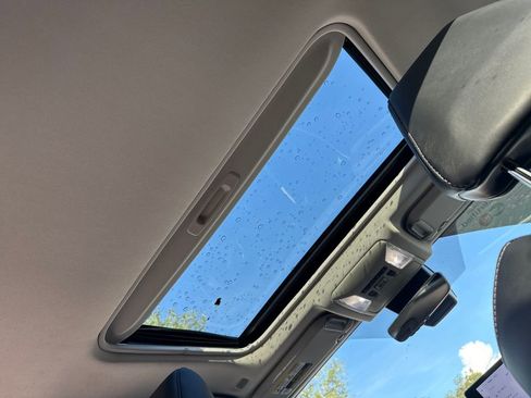 Used 2024 Toyota RAV4 Limited image 8