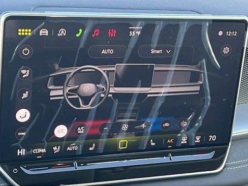 New 2026 Volkswagen Tiguan SE image 14