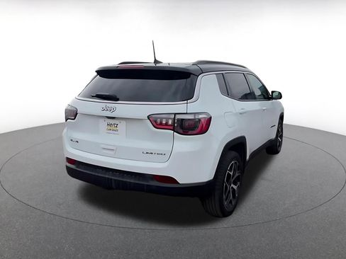 Used 2025 Jeep Compass Limited image 14