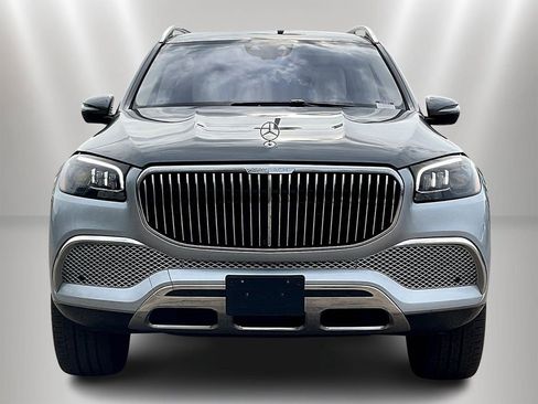 Used 2023 Mercedes-Benz Maybach GLS 600 4MATIC image 2