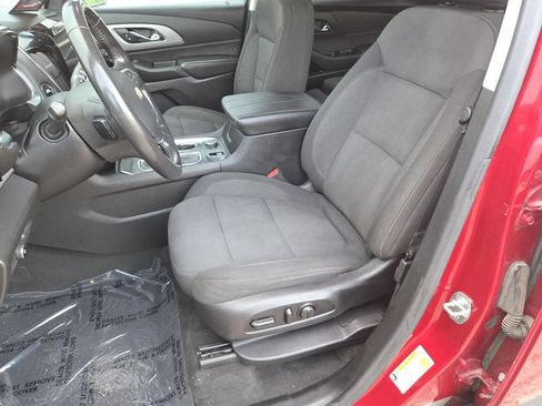 Used 2020 Chevrolet Traverse LT AWD/4WD image 23
