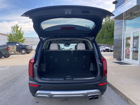 Used 2022 Kia Telluride SX FWD image 14