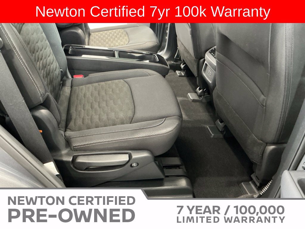 Used 2025 Nissan Pathfinder SV w/ SV Premium Package FWD image 21