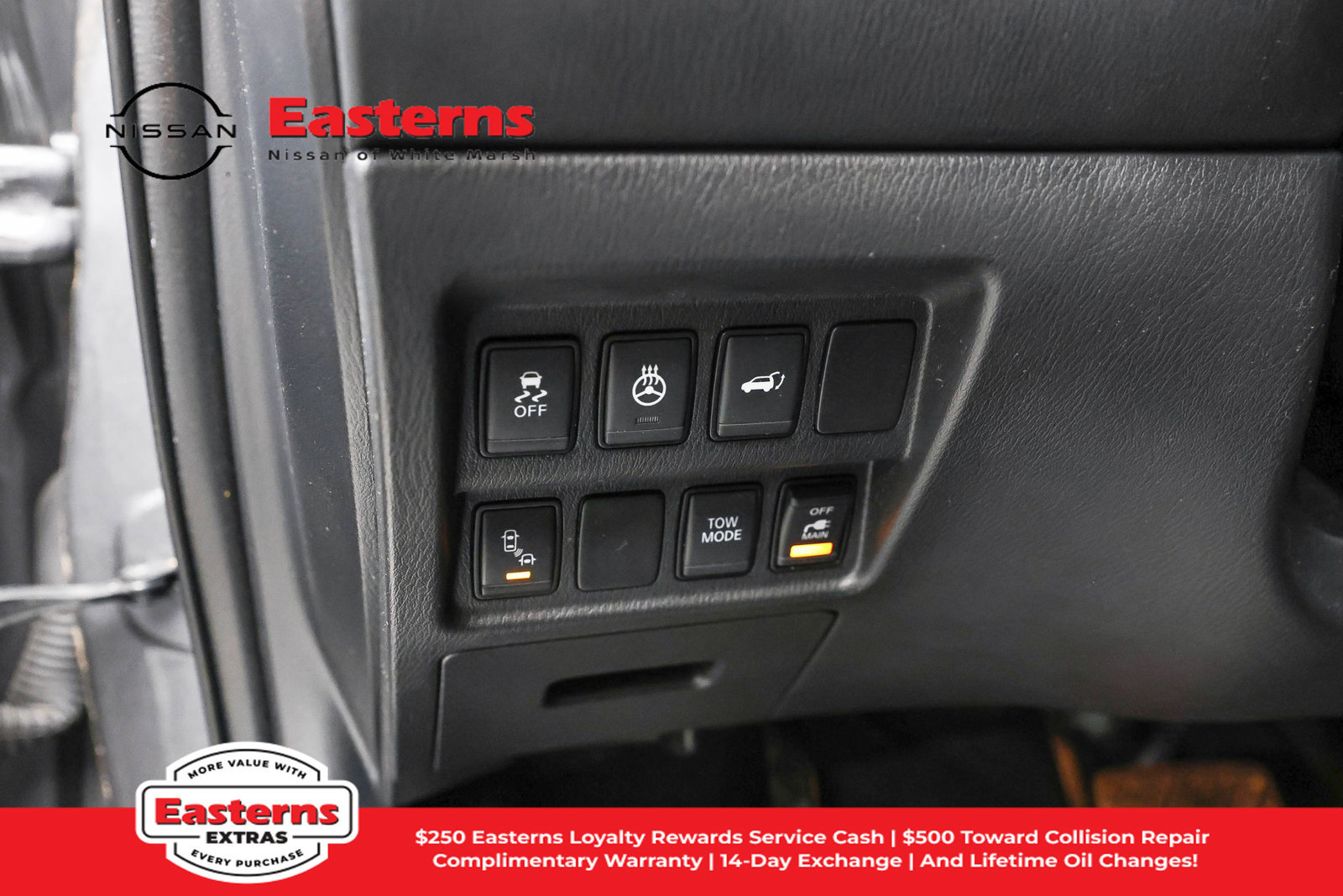 Used 2020 Nissan Pathfinder Platinum AWD/4WD image 23