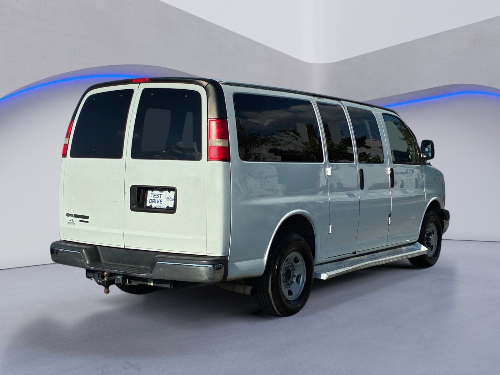 Used 2014 Chevrolet Express 3500 LT w/ LT Preferred Equipment Group RWD image 6