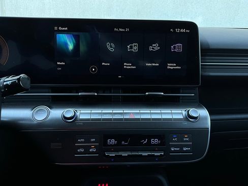 Used 2025 Hyundai Kona SEL image 27