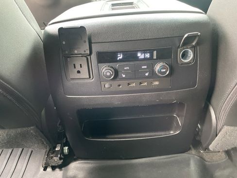 Used 2018 Chevrolet Tahoe Premier image 48