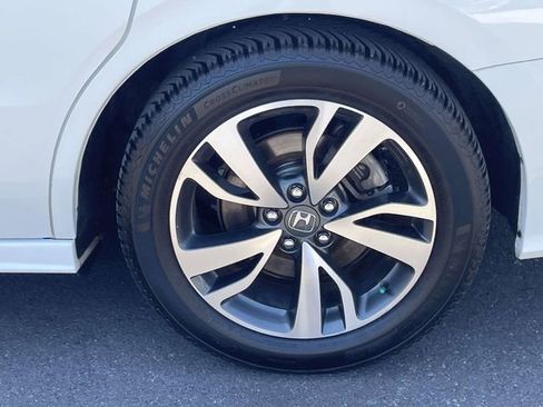 Used 2021 Honda Odyssey Touring image 25