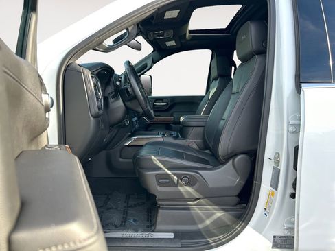 Used 2022 Chevrolet Silverado 3500 High Country w/ Safety Package II AWD/4WD image 15