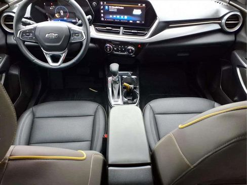 Used 2024 Chevrolet Trax ACTIV w/ Sunroof Package image 10