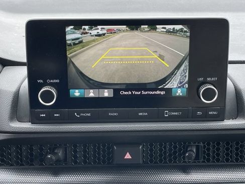 Used 2023 Honda CR-V EX image 17