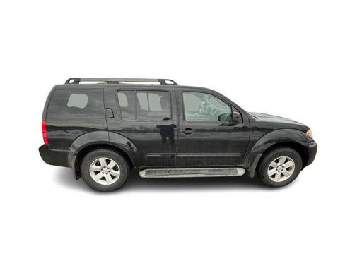 Used 2008 Nissan Pathfinder SE w/ Premium Pkg image 7
