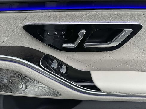Certified 2024 Mercedes-Benz S 580 4MATIC Sedan image 13