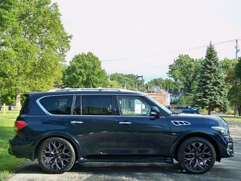 Used 2015 INFINITI QX80 4WD w/ 22" Wheel Package image 9