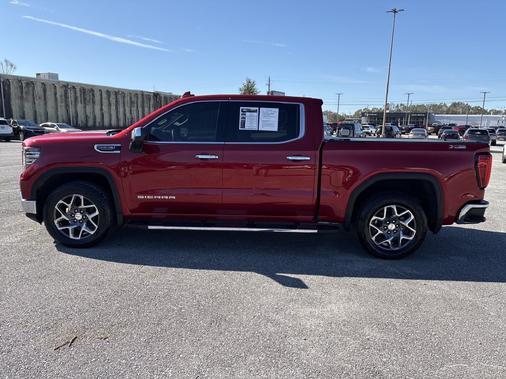Used 2025 GMC Sierra 1500 SLT w/ SLT Premium Plus Package AWD/4WD image 4