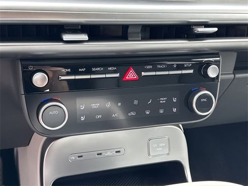 New 2026 Hyundai Ioniq 9 SEL image 26