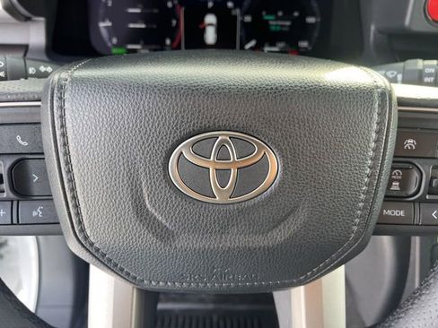 Used 2025 Toyota 4Runner TRD Off-Road Premium image 20