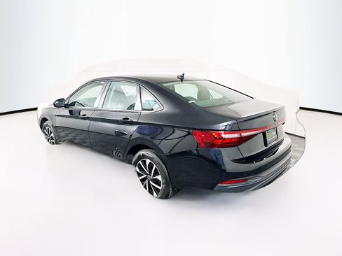 Used 2025 Volkswagen Jetta S image 5