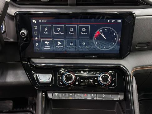 Used 2026 GMC Sierra 2500 AT4 w/ AT4 Premium Plus Package AWD/4WD image 22