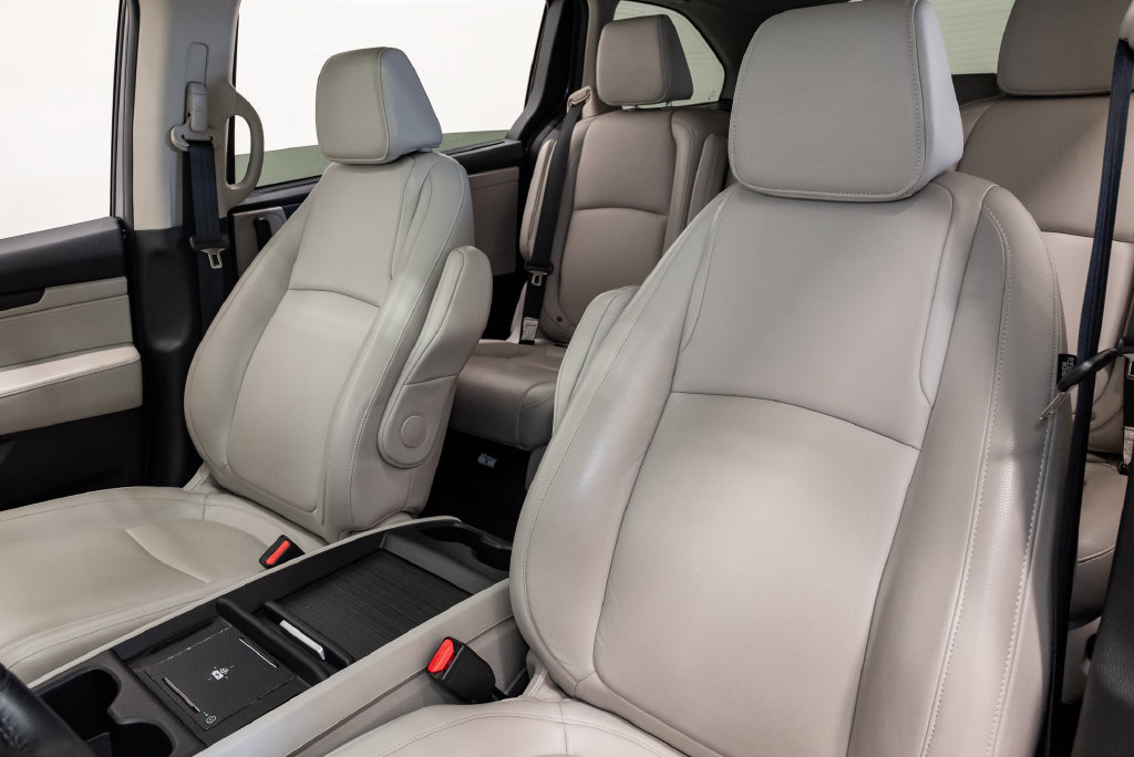 Used 2025 Honda Odyssey EX-L image 13
