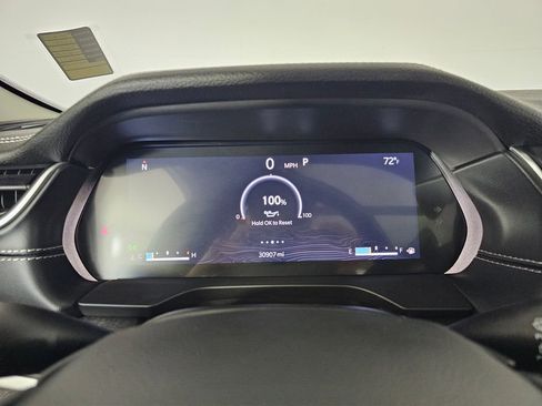 Used 2022 Jeep Grand Cherokee Limited image 28