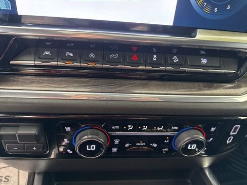 Used 2024 Chevrolet Silverado 1500 LTZ w/ LTZ Premium Package image 36