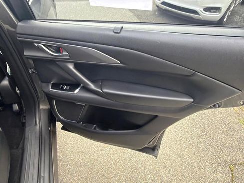 Used 2018 MAZDA CX-9 Touring w/ Touring Premium Package FWD image 31