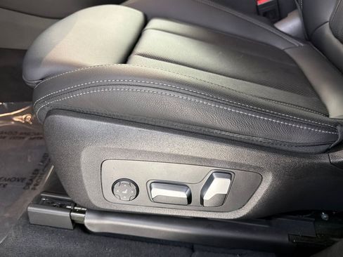 Used 2023 BMW X3 sDrive30i w/ Premium Package image 14