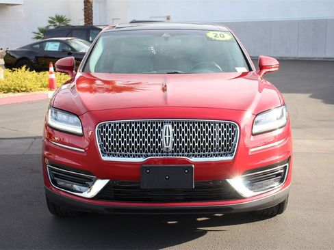 Used 2020 Lincoln Nautilus Reserve w/ Equipment Group 201A image 9
