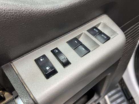 Used 2014 Ford F250 Lariat w/ Chrome Package AWD/4WD image 15