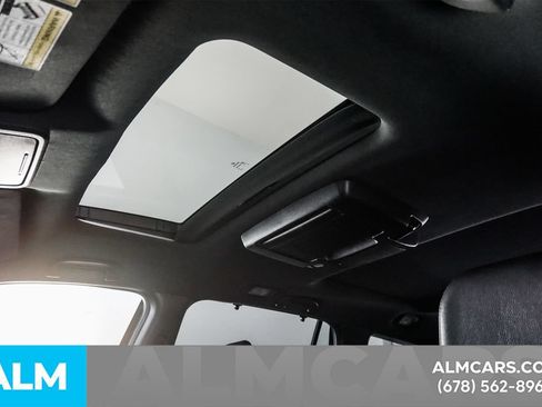 Used 2022 Honda Pilot Black Edition image 40