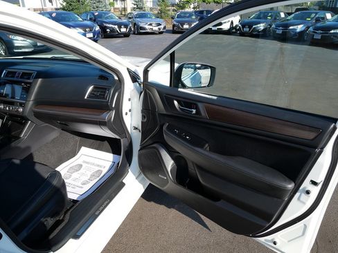 Used 2015 Subaru Legacy 2.5i Limited AWD/4WD image 22