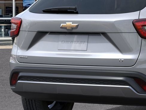 New 2026 Chevrolet Trax LT image 14