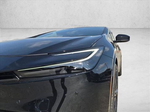 Used 2026 Toyota Prius XLE FWD image 11