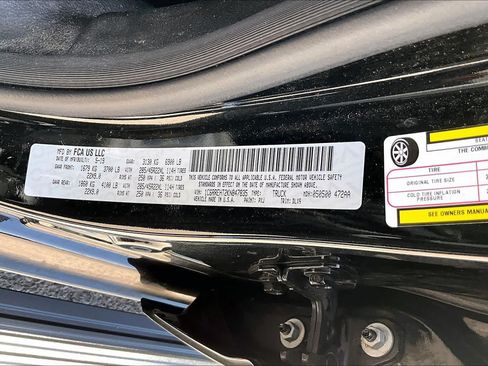 Used 2019 RAM 1500 Limited RWD image 34