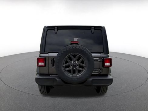 Used 2025 Jeep Wrangler Unlimited Sport AWD/4WD image 12