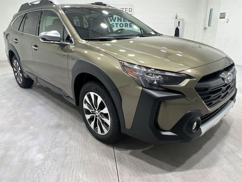 New 2025 Subaru Outback Touring XT image 2