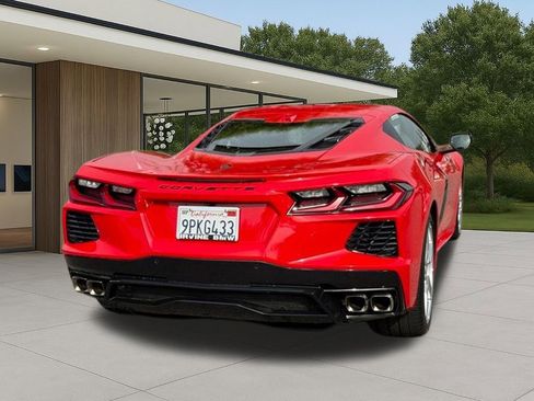 Used 2024 Chevrolet Corvette Stingray Preferred Cpe w/ Battery Protection Package image 11