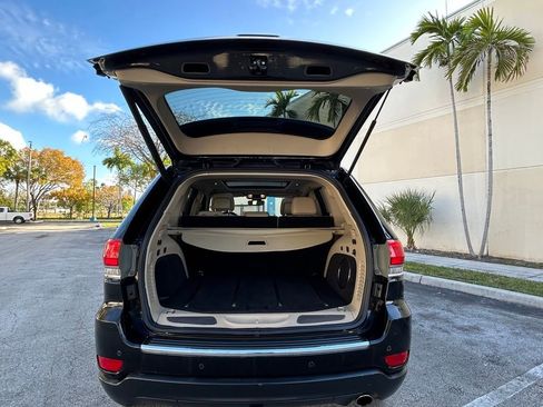 Used 2017 Jeep Grand Cherokee Limited w/ Luxury Group II RWD image 37