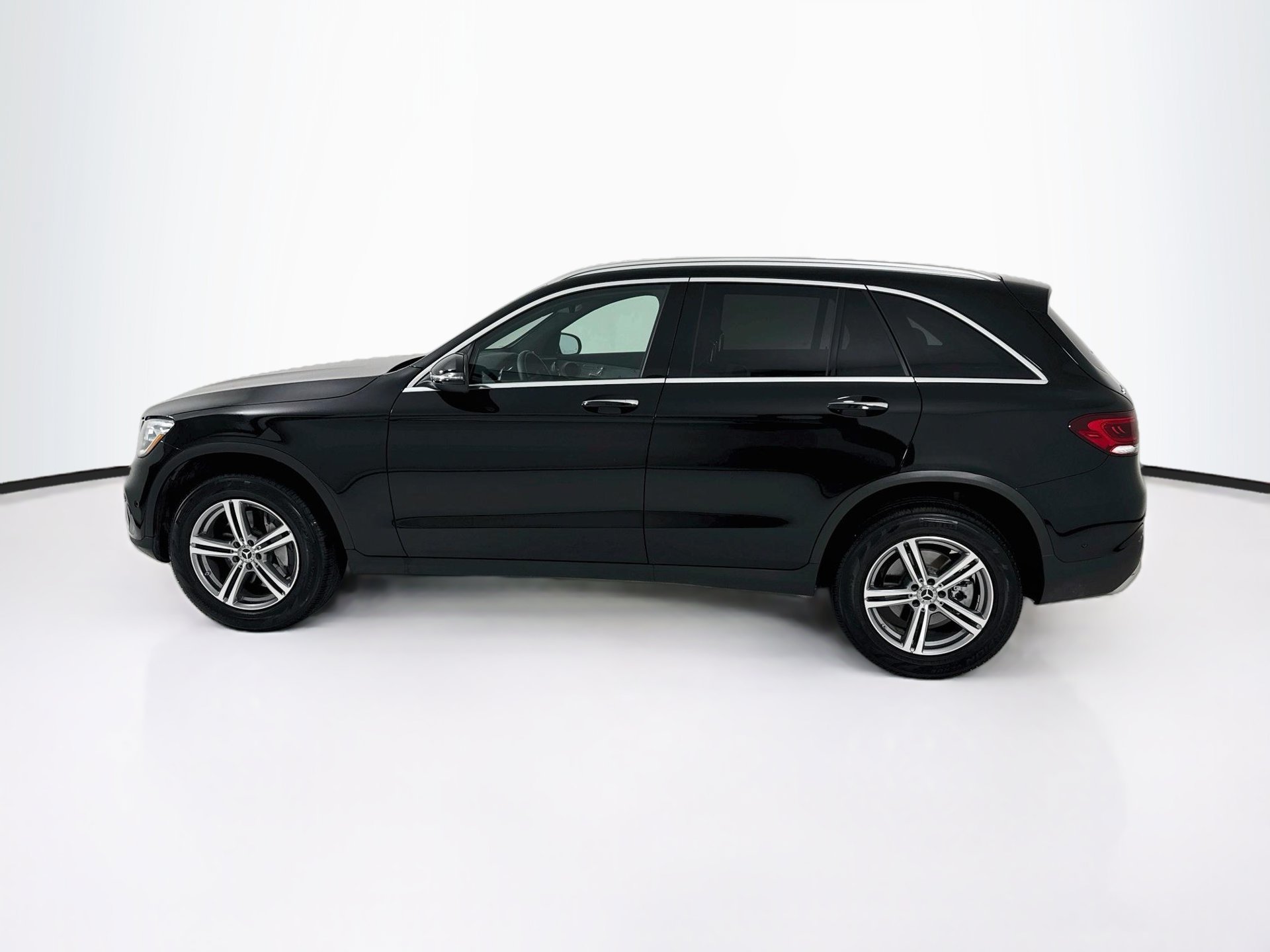 Certified 2022 Mercedes-Benz GLC 300 image 5